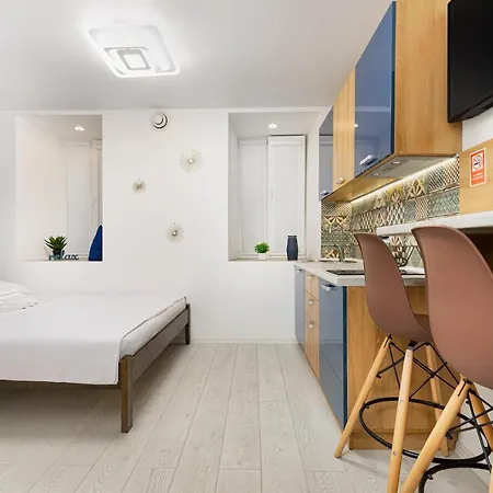Suites On Chaikovskogo Odesa Exterior photo