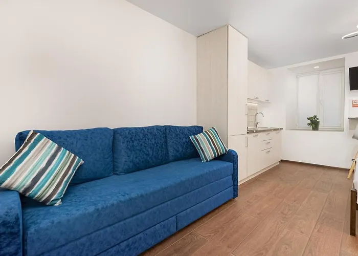 Suites On Chaikovskogo